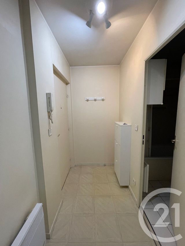 Appartement Studio à louer - 1 pièce - 31.5 m2 - SAVIGNY SUR ORGE - 91 - ILE-DE-FRANCE - Century 21 Accord Immobilier