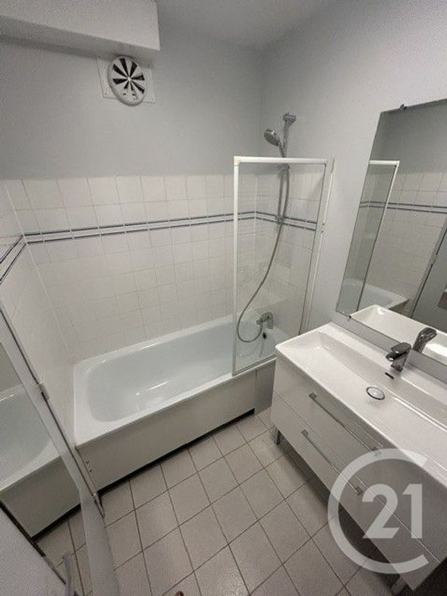 Appartement F2 à louer - 2 pièces - 46.69 m2 - CHILLY MAZARIN - 91 - ILE-DE-FRANCE - Century 21 Accord Immobilier