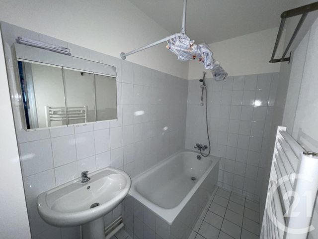 Appartement F2 à louer - 2 pièces - 51.46 m2 - SAVIGNY SUR ORGE - 91 - ILE-DE-FRANCE - Century 21 Accord Immobilier