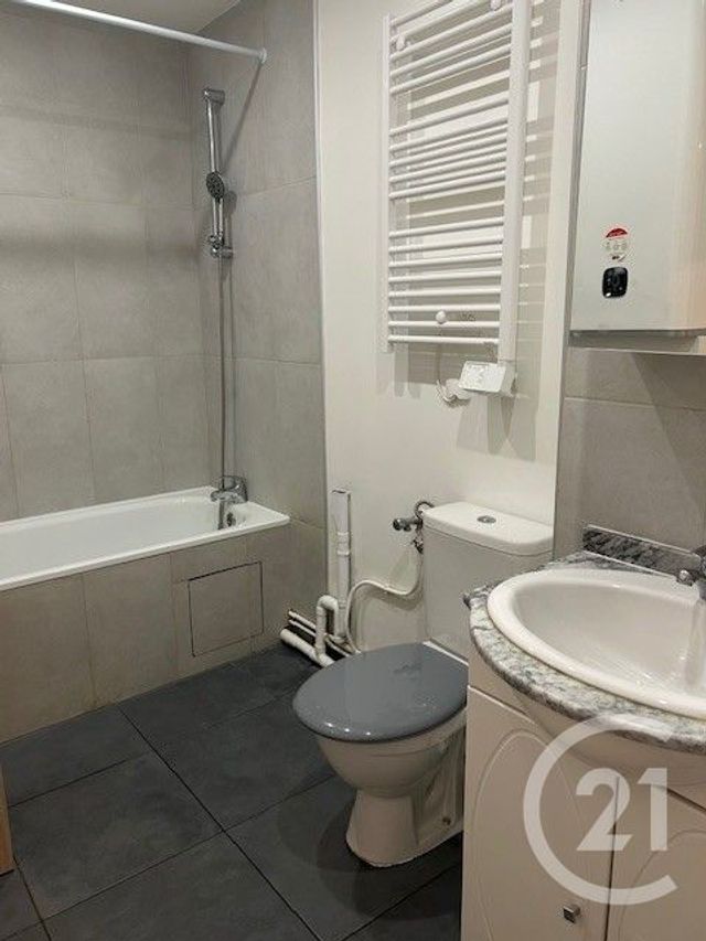 Appartement F2 à louer - 2 pièces - 31.08 m2 - SAVIGNY SUR ORGE - 91 - ILE-DE-FRANCE - Century 21 Accord Immobilier