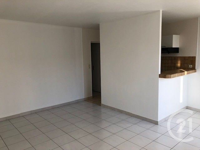 Appartement F2 à louer - 2 pièces - 45.75 m2 - SAVIGNY SUR ORGE - 91 - ILE-DE-FRANCE - Century 21 Accord Immobilier