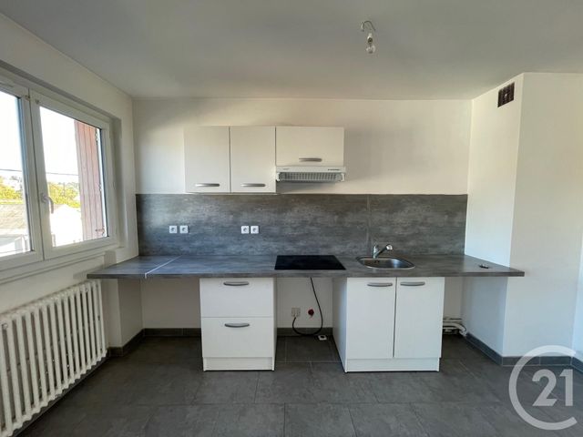 Appartement F2 à louer - 2 pièces - 42.8 m2 - SAVIGNY SUR ORGE - 91 - ILE-DE-FRANCE - Century 21 Accord Immobilier