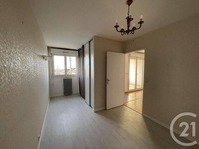 Appartement F2 à louer - 2 pièces - 42.0 m2 - SAVIGNY SUR ORGE - 91 - ILE-DE-FRANCE - Century 21 Accord Immobilier