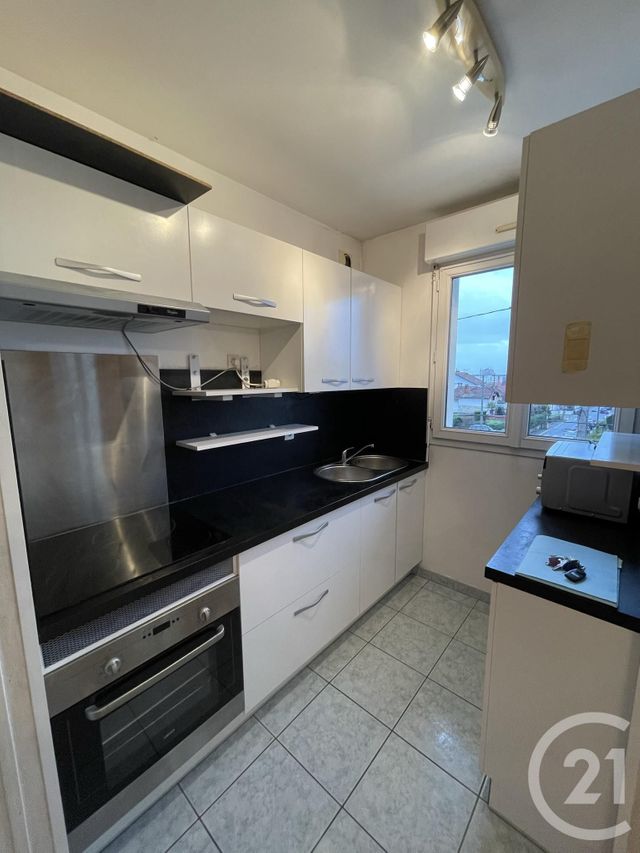 Appartement F2 à louer - 2 pièces - 42.0 m2 - SAVIGNY SUR ORGE - 91 - ILE-DE-FRANCE - Century 21 Accord Immobilier