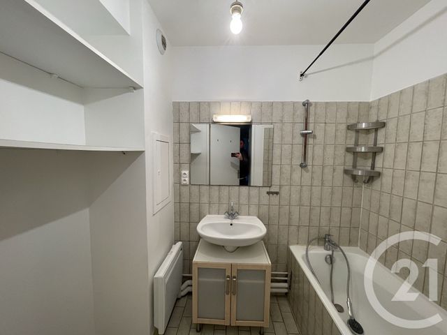 Appartement F2 à louer - 2 pièces - 43.39 m2 - SAVIGNY SUR ORGE - 91 - ILE-DE-FRANCE - Century 21 Accord Immobilier