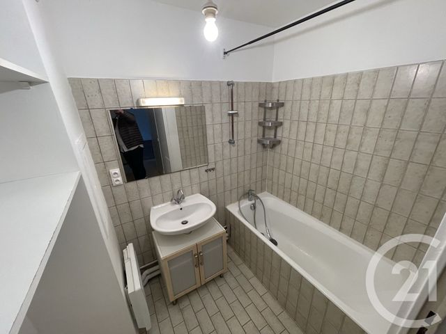 Appartement F2 à louer - 2 pièces - 43.39 m2 - SAVIGNY SUR ORGE - 91 - ILE-DE-FRANCE - Century 21 Accord Immobilier