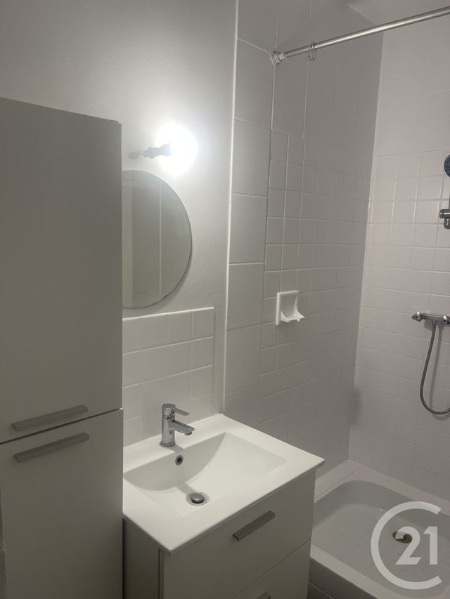 Appartement Studio à louer - 1 pièce - 22.68 m2 - JUVISY SUR ORGE - 91 - ILE-DE-FRANCE - Century 21 Accord Immobilier