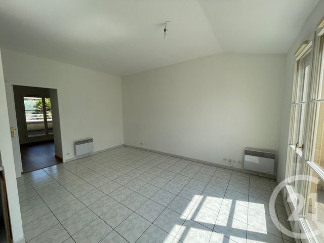 Appartement F2 à louer - 2 pièces - 42.81 m2 - SAVIGNY SUR ORGE - 91 - ILE-DE-FRANCE - Century 21 Accord Immobilier