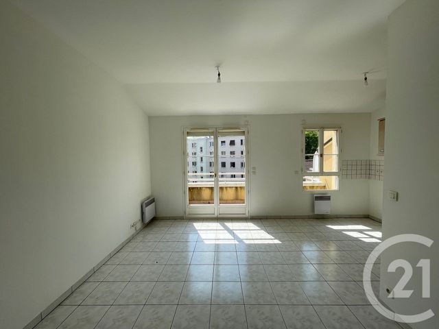 Appartement F2 à louer - 2 pièces - 42.81 m2 - SAVIGNY SUR ORGE - 91 - ILE-DE-FRANCE - Century 21 Accord Immobilier