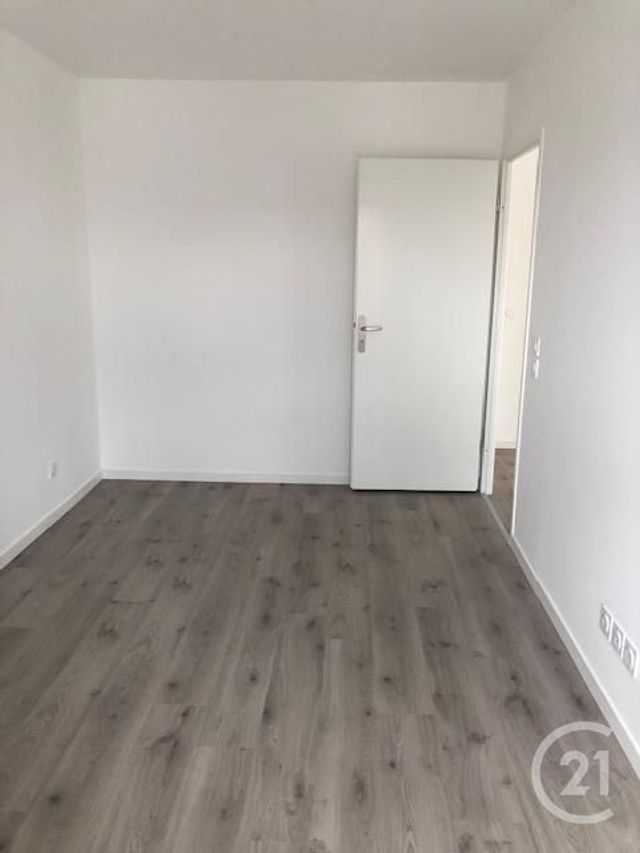 Appartement F2 à louer - 2 pièces - 39.1 m2 - SAVIGNY SUR ORGE - 91 - ILE-DE-FRANCE - Century 21 Accord Immobilier