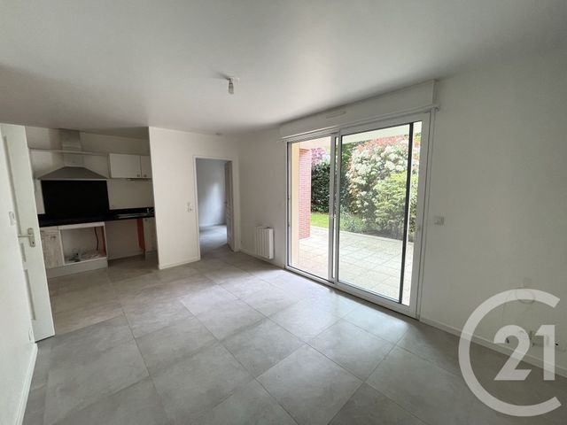 Appartement F2 à louer - 2 pièces - 42.35 m2 - SAVIGNY SUR ORGE - 91 - ILE-DE-FRANCE - Century 21 Accord Immobilier