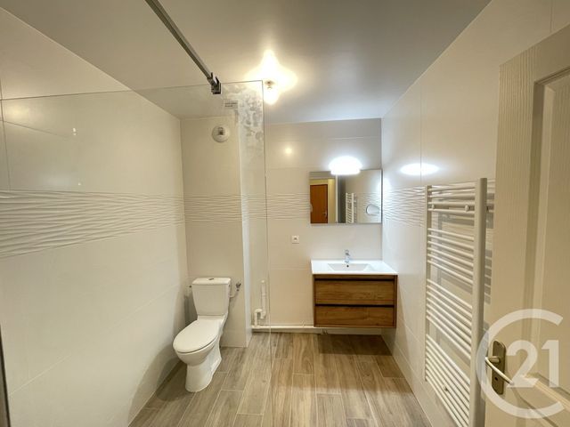 Appartement F2 à louer - 2 pièces - 42.35 m2 - SAVIGNY SUR ORGE - 91 - ILE-DE-FRANCE - Century 21 Accord Immobilier