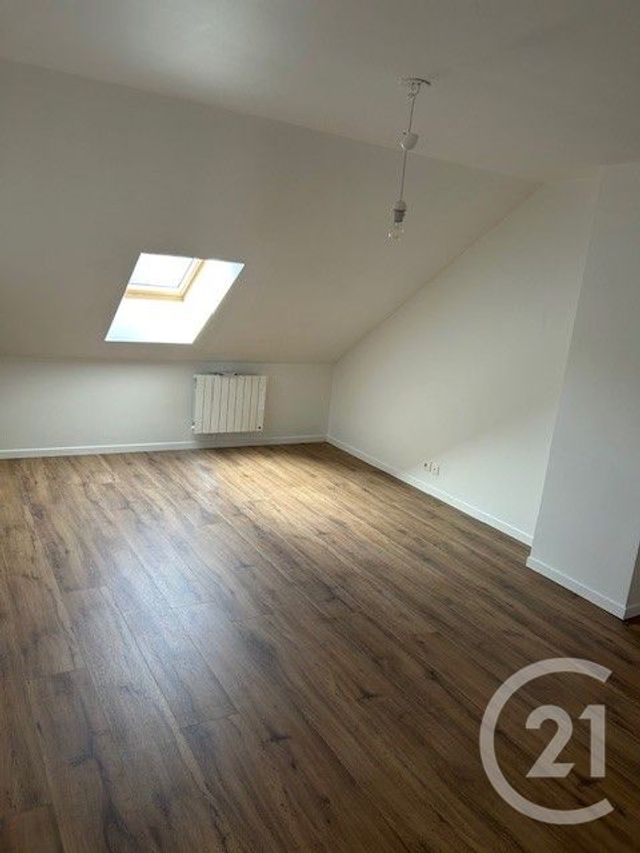 Appartement F2 à louer - 2 pièces - 67.46 m2 - SAVIGNY SUR ORGE - 91 - ILE-DE-FRANCE - Century 21 Accord Immobilier