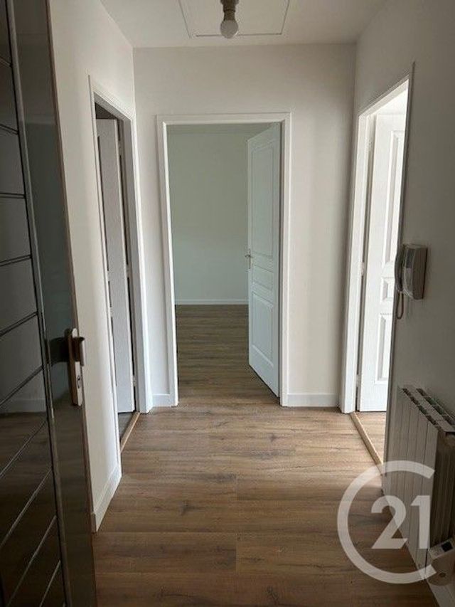 Appartement F2 à louer - 2 pièces - 67.46 m2 - SAVIGNY SUR ORGE - 91 - ILE-DE-FRANCE - Century 21 Accord Immobilier