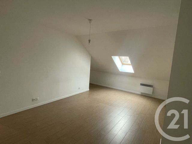 Appartement F2 à louer - 2 pièces - 67.46 m2 - SAVIGNY SUR ORGE - 91 - ILE-DE-FRANCE - Century 21 Accord Immobilier