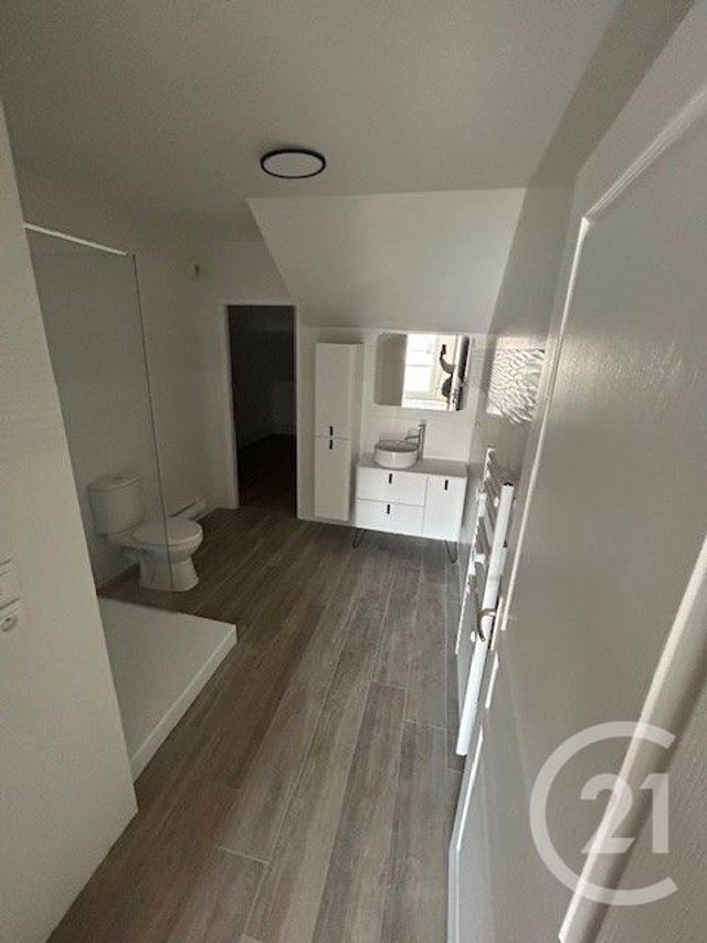 Appartement F2 à louer - 2 pièces - 67.46 m2 - SAVIGNY SUR ORGE - 91 - ILE-DE-FRANCE - Century 21 Accord Immobilier