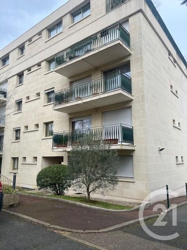  à vendre L HAY LES ROSES