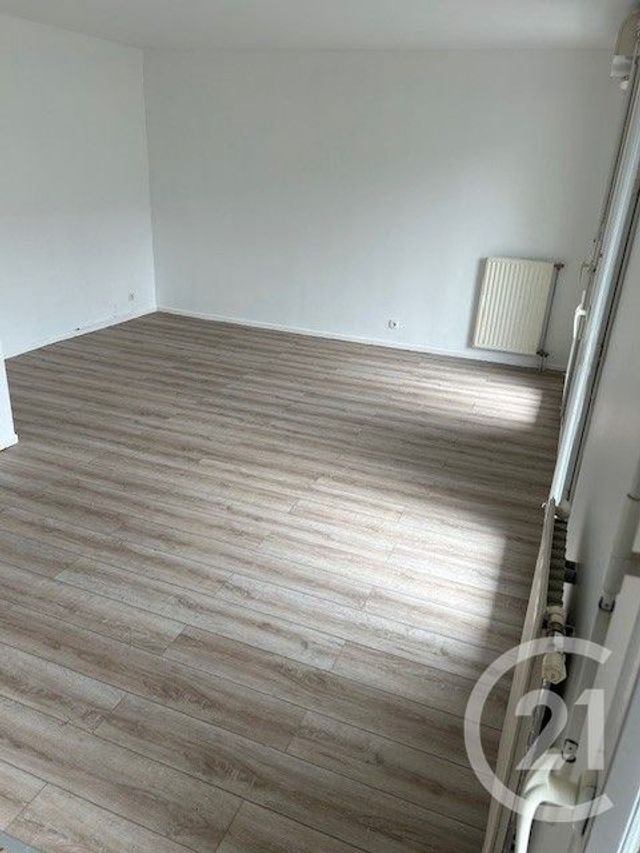Appartement Studio à louer SAVIGNY SUR ORGE