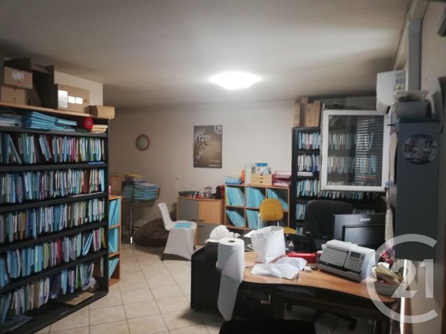 Afficher la photo en grand immeuble à vendre - 135.0 m2 - SAVIGNY SUR ORGE - 91 - ILE-DE-FRANCE - Century 21 Accord Immobilier