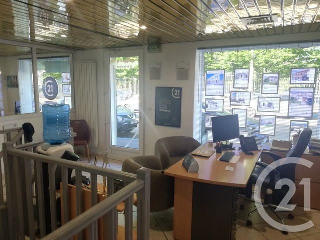 Afficher la photo en grand immeuble à vendre - 135.0 m2 - SAVIGNY SUR ORGE - 91 - ILE-DE-FRANCE - Century 21 Accord Immobilier