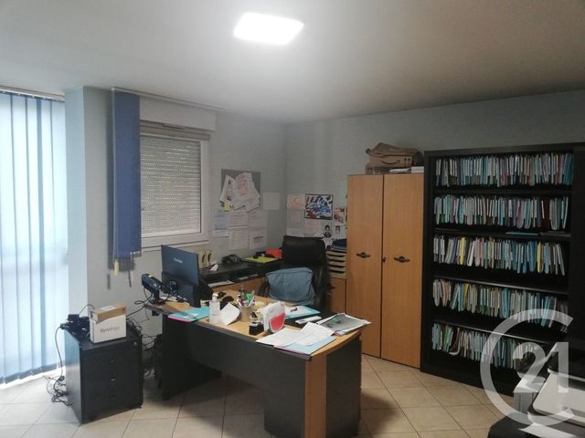 Afficher la photo en grand immeuble à vendre - 135.0 m2 - SAVIGNY SUR ORGE - 91 - ILE-DE-FRANCE - Century 21 Accord Immobilier