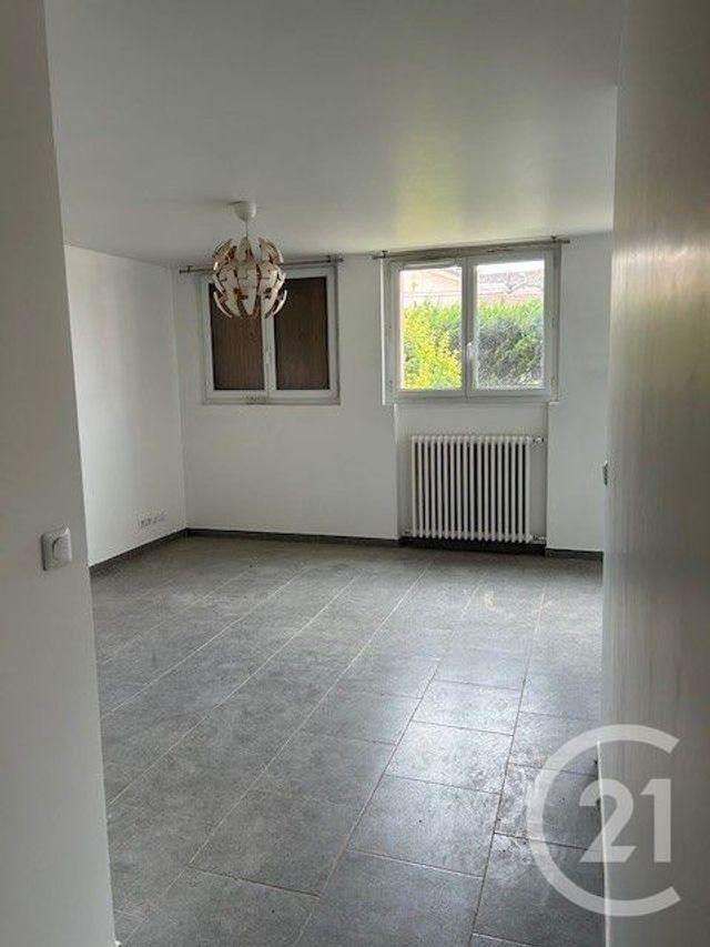Appartement F2 à louer - 2 pièces - 42.6 m2 - SAVIGNY SUR ORGE - 91 - ILE-DE-FRANCE - Century 21 Accord Immobilier