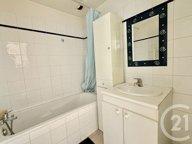 Afficher la photo en grand Appartement F3 à vendre - 3 pièces - 60.0 m2 - SAVIGNY SUR ORGE - 91 - ILE-DE-FRANCE - Century 21 Accord Immobilier