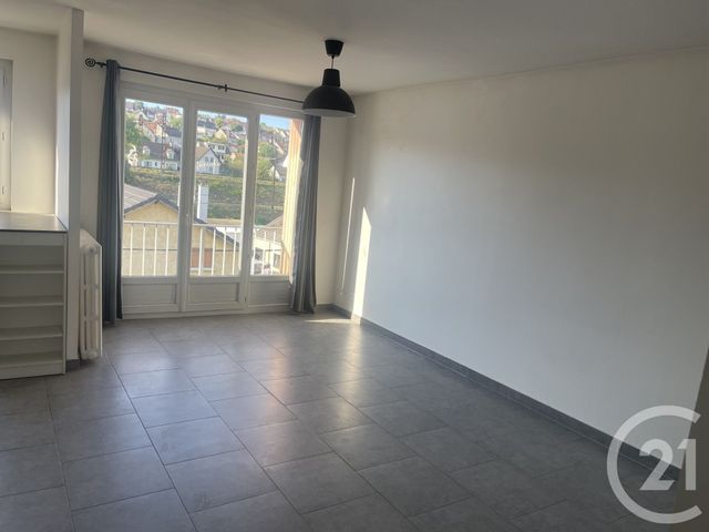 Appartement à louer - 2 pièces - 41.23 m2 - SAVIGNY SUR ORGE - 91 - ILE-DE-FRANCE - Century 21 Accord Immobilier