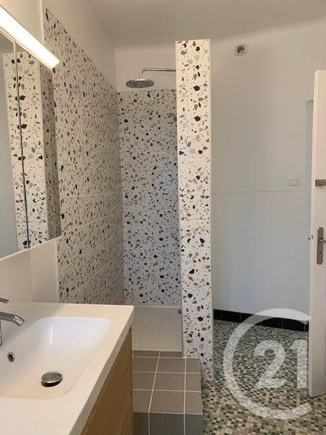 Afficher la photo en grand Appartement F3 à vendre - 3 pièces - 78.3 m2 - SAVIGNY SUR ORGE - 91 - ILE-DE-FRANCE - Century 21 Accord Immobilier