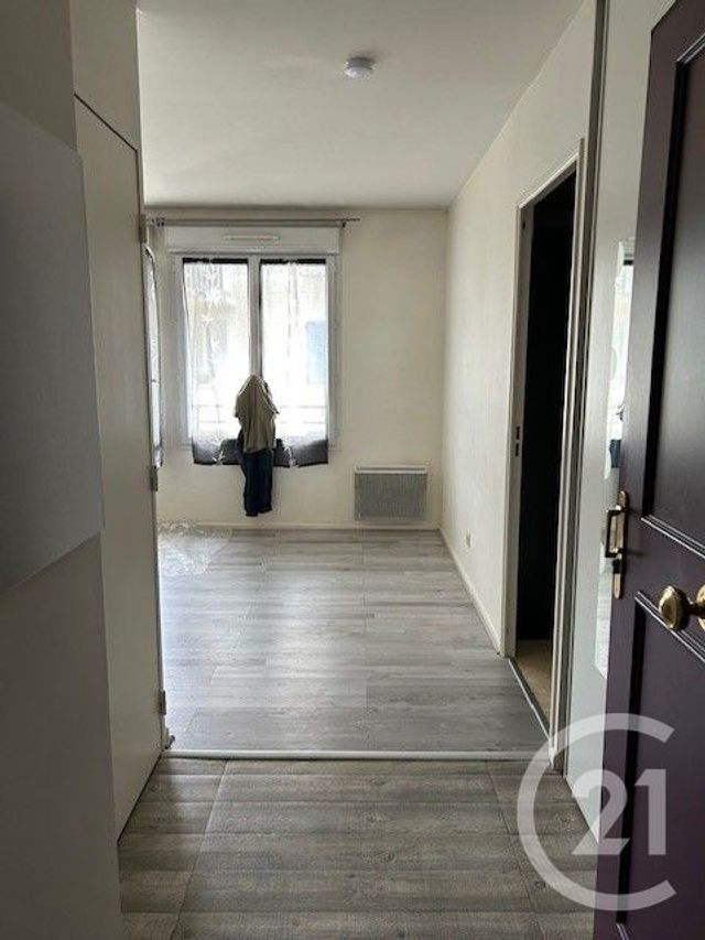 Appartement à louer - 2 pièces - 37.83 m2 - CORBEIL ESSONNES - 91 - ILE-DE-FRANCE - Century 21 Accord Immobilier