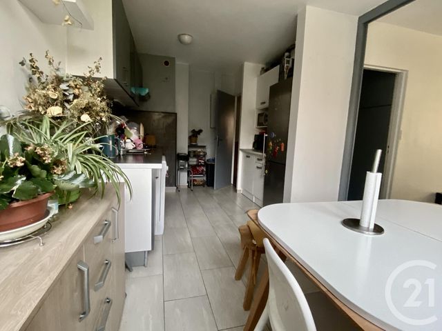 Appartement F3 à vendre - 3 pièces - 58.0 m2 - SAVIGNY SUR ORGE - 91 - ILE-DE-FRANCE - Century 21 Accord Immobilier