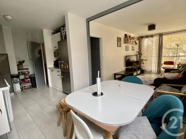 Appartement F3 à vendre - 3 pièces - 58.0 m2 - SAVIGNY SUR ORGE - 91 - ILE-DE-FRANCE - Century 21 Accord Immobilier