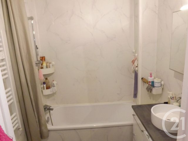 Appartement F3 à vendre - 3 pièces - 54.0 m2 - SAVIGNY SUR ORGE - 91 - ILE-DE-FRANCE - Century 21 Accord Immobilier