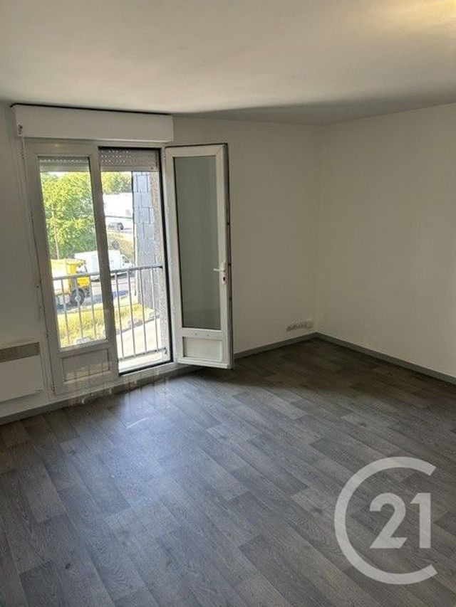 Appartement Studio à louer - 1 pièce - 25.58 m2 - VIRY CHATILLON - 91 - ILE-DE-FRANCE - Century 21 Accord Immobilier