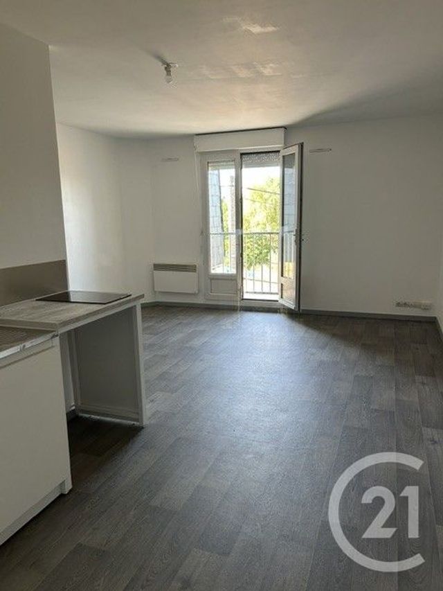 Appartement Studio à louer VIRY CHATILLON
