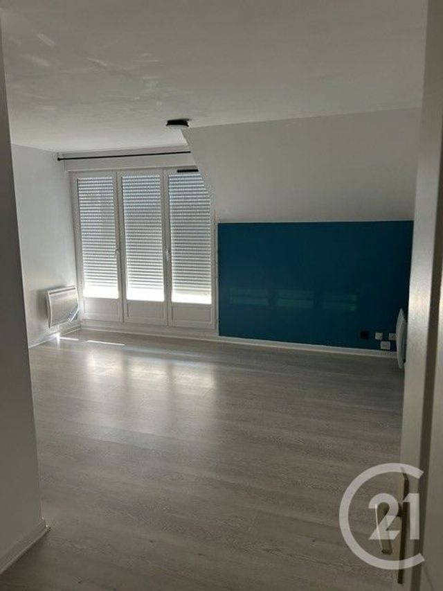 Appartement F1 à louer GIF SUR YVETTE